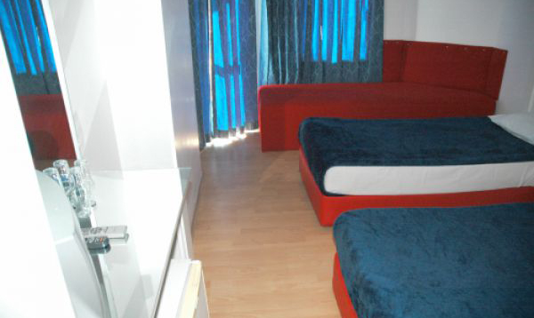 Kristal Beach Hotel